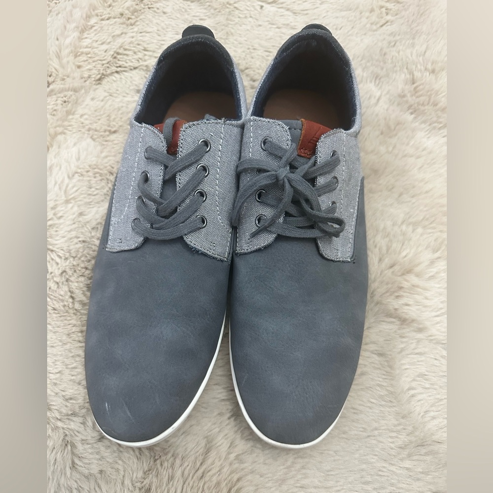 Men’s grey casual shoe size 12